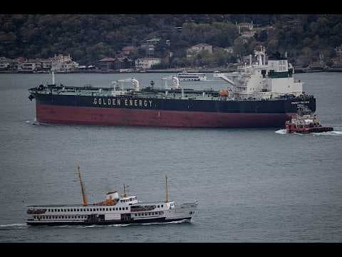 Oil Briefly drops below $100 on signs US-Iran war is closer to ending