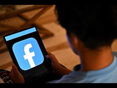 Meta Shares Plunge as AI Investments Raise Spending Outlook