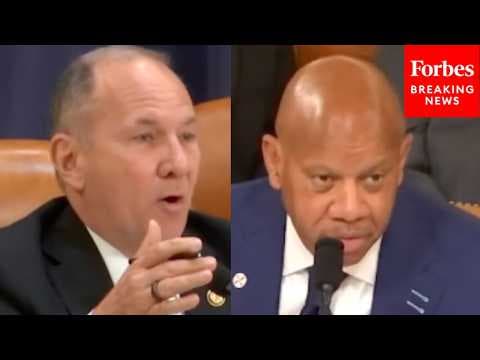 Smucker Grills Healthcare CEO On Compensation During Probe Of Company's Non-Profit Tax Designation