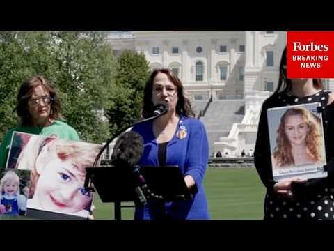 JUST IN: Lawmakers And Parents Hold Vigil On Capitol Hill To Demand Safety Laws For Children Online