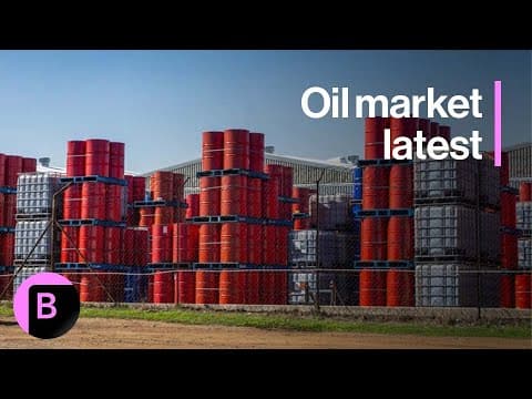 Oil Holds Weekly Gain as Trump Sticks With Blockade