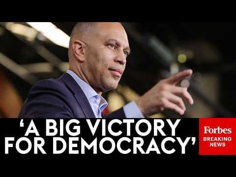 BREAKING NEWS: Hakeem Jeffries And Top Dems Take Victory Lap After Virginia Redistricting Referendum