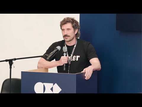 Lecturing Arch users irl