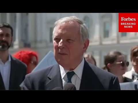 'Families Are Behind Us': Dick Durbin Touts Support For Measures To Improve Children's Online Safety