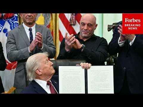 BREAKING: Trump Signs Executive Order On Psychedelic Drugs With Joe Rogan As Iran Shuts Hormuz