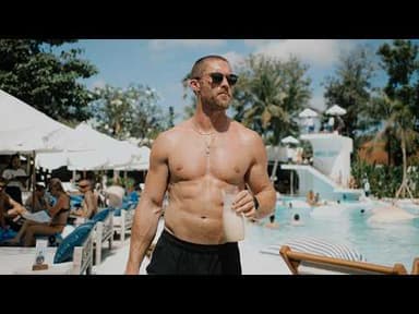 Bali Tour Vlog (vapes, beach clubs & James Smith)