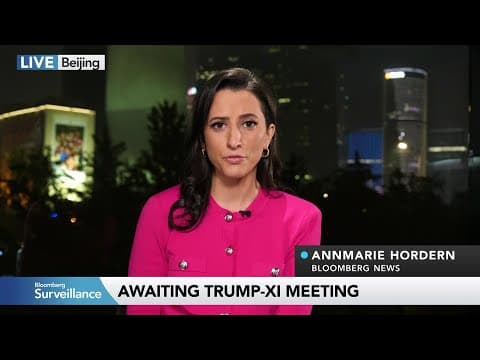 Trump Arrives in China Facing New Economic Pressure at Home